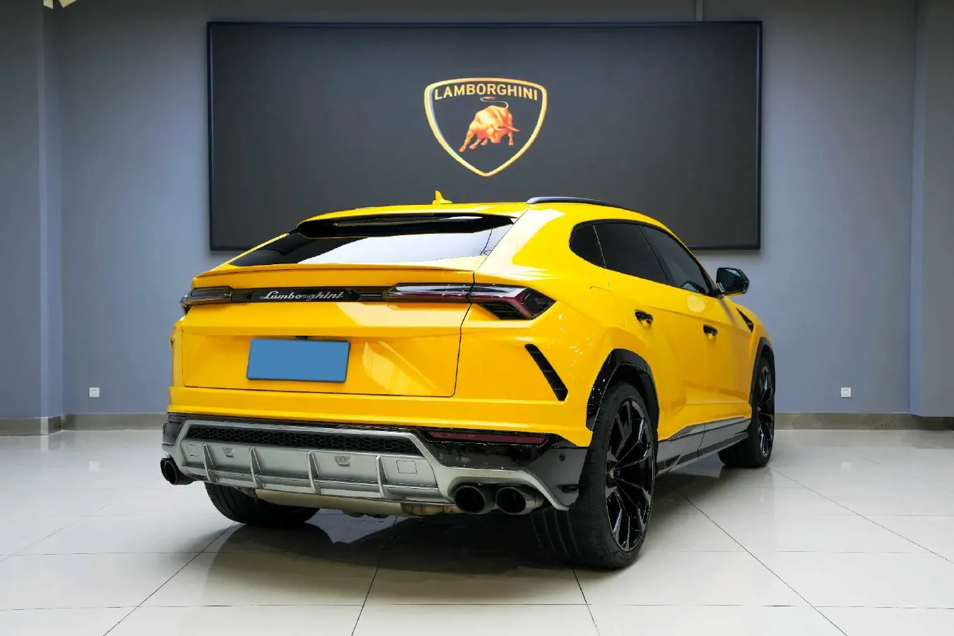 2021 Lamborghini Urus 4.0T 641HP V8 8AT,autocango,china used car exporter,china ev exporter,chinese used car exporter,chinese used ev exporter