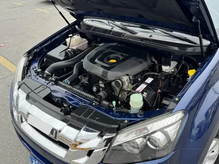2019 Isuzu LingTuo 2.5T 129HP L4 6AT,autocango,china used car exporter,china ev exporter,chinese used car exporter,chinese used ev exporter