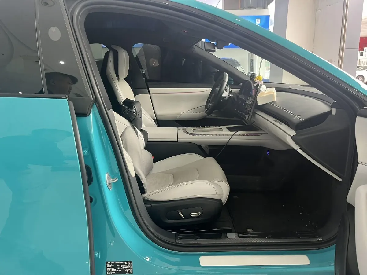 2024 MI SU7 BEV 101KWH,autocango,china used car exporter,china ev exporter,chinese used car exporter,chinese used ev exporter