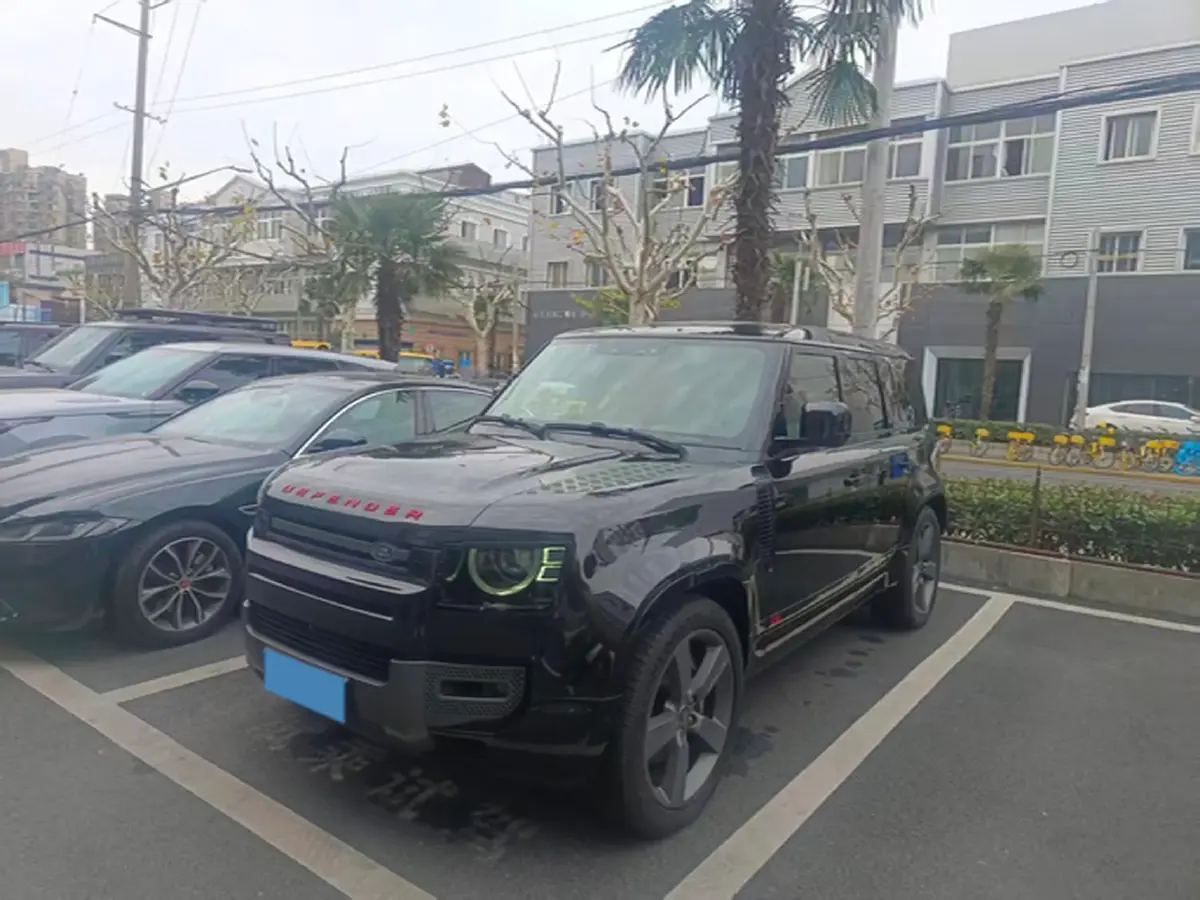 2023 Land Rover Defender 5.0T 525HP V8 8AT