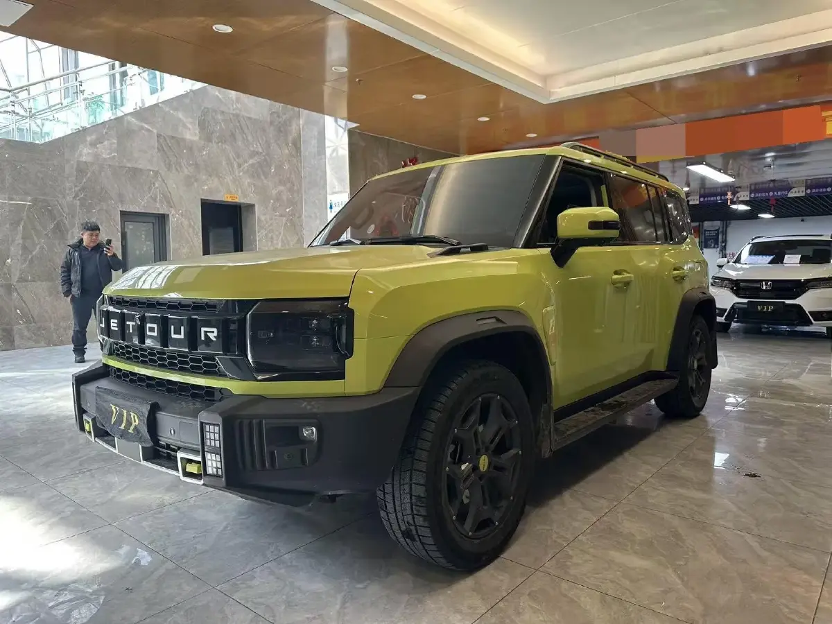 2023 Jetour Traveller 2.0T 254HP L4 7DCT