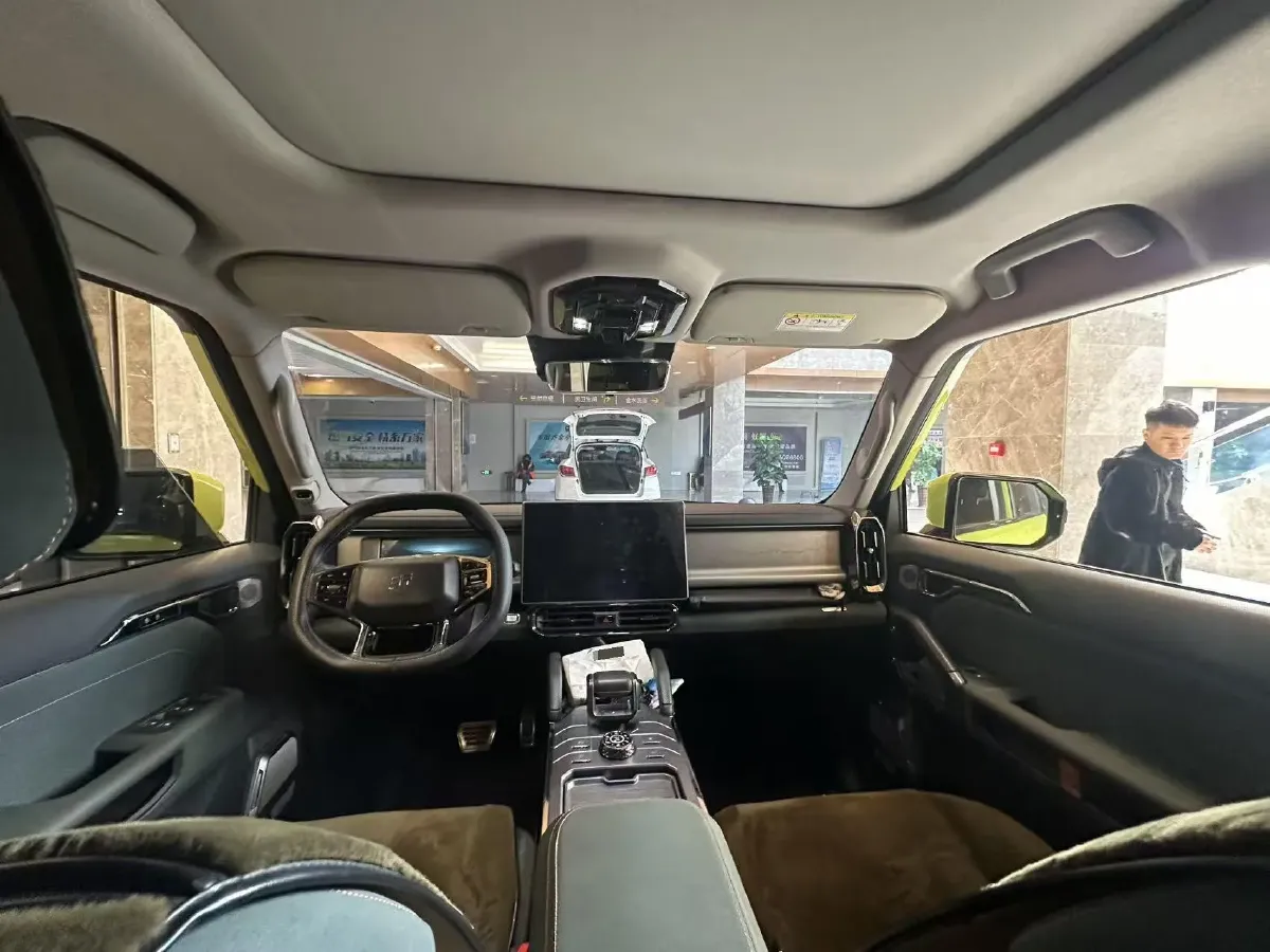 2023 Jetour Traveller 2.0T 254HP L4 7DCT,autocango,china used car exporter,china ev exporter,chinese used car exporter,chinese used ev exporter