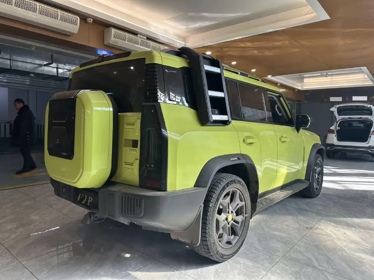 2023 Jetour Traveller 2.0T 254HP L4 7DCT,autocango,china used car exporter,china ev exporter,chinese used car exporter,chinese used ev exporter