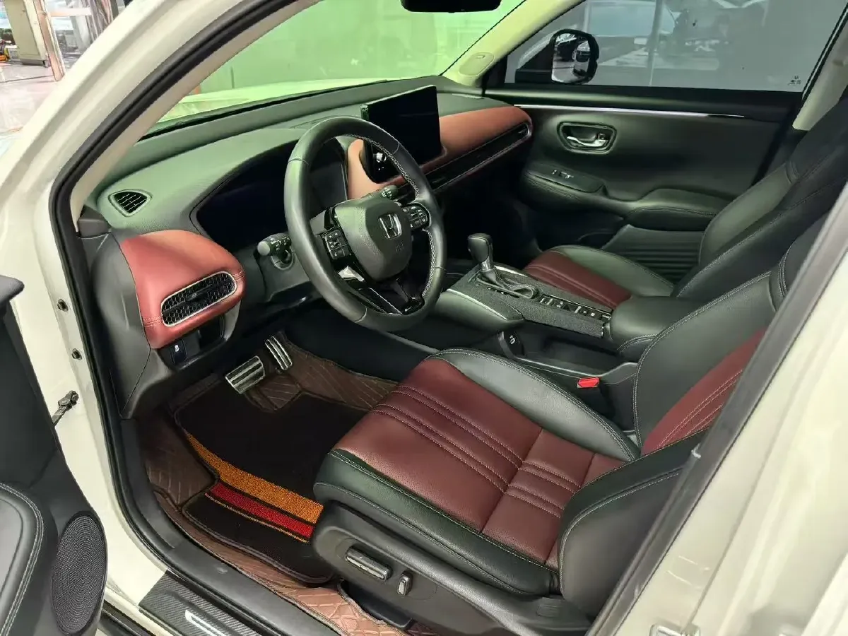 2023 Honda HR-V 1.5T 182HP L4 CVT,autocango,china used car exporter,china ev exporter,chinese used car exporter,chinese used ev exporter