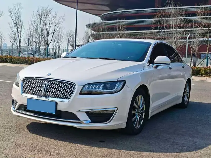 2019 Lincoln MKZ 2.0T 203HP L4 6AT