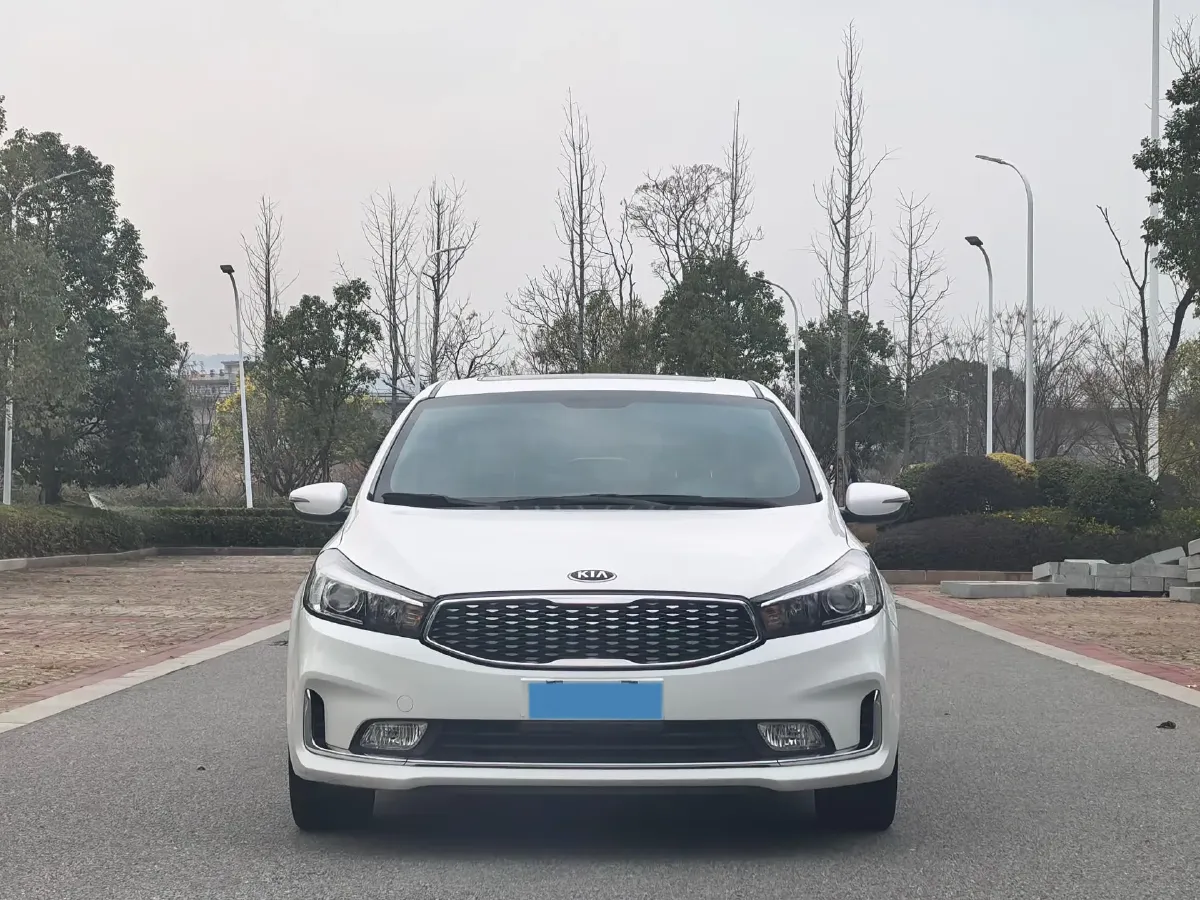 2017 Kia K3 1.6L 128HP L4 6AT,autocango,china used car exporter,china ev exporter,chinese used car exporter,chinese used ev exporter