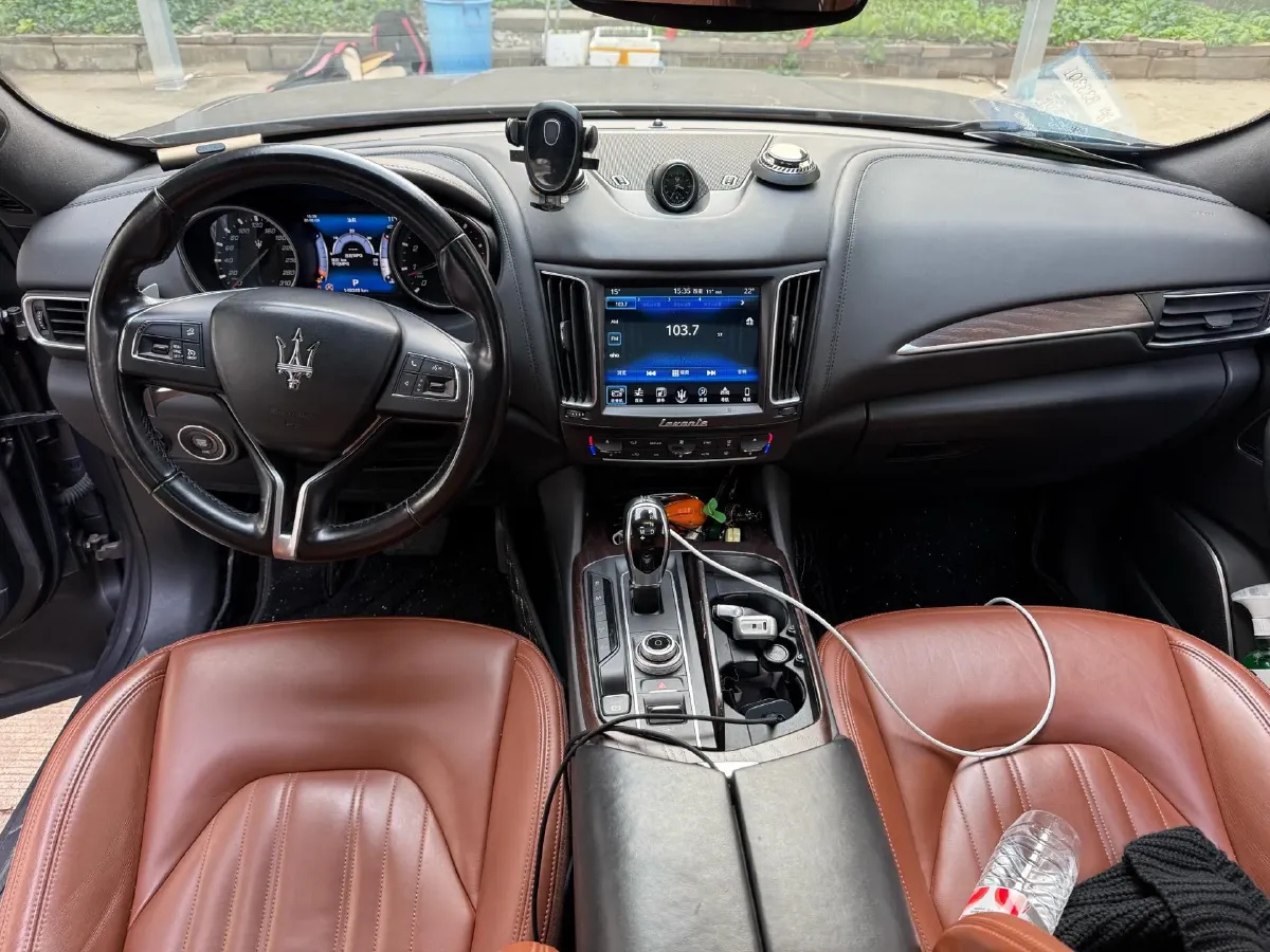 2018 Maserati Levante 3.0T 350HP V6 8AT,autocango,china used car exporter,china ev exporter,chinese used car exporter,chinese used ev exporter