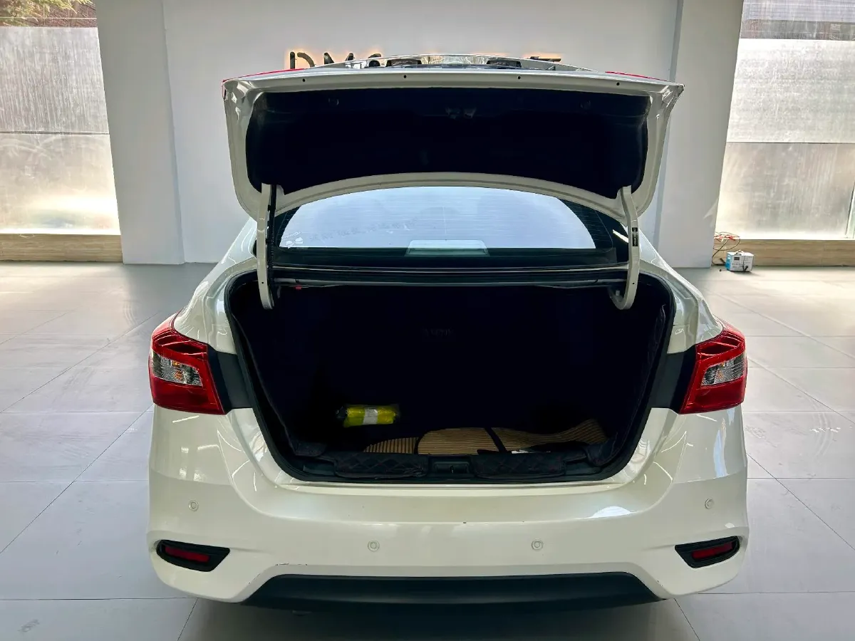 2021 Nissan Sylphy 1.6L 122HP L4 CVT,autocango,china used car exporter,china ev exporter,chinese used car exporter,chinese used ev exporter