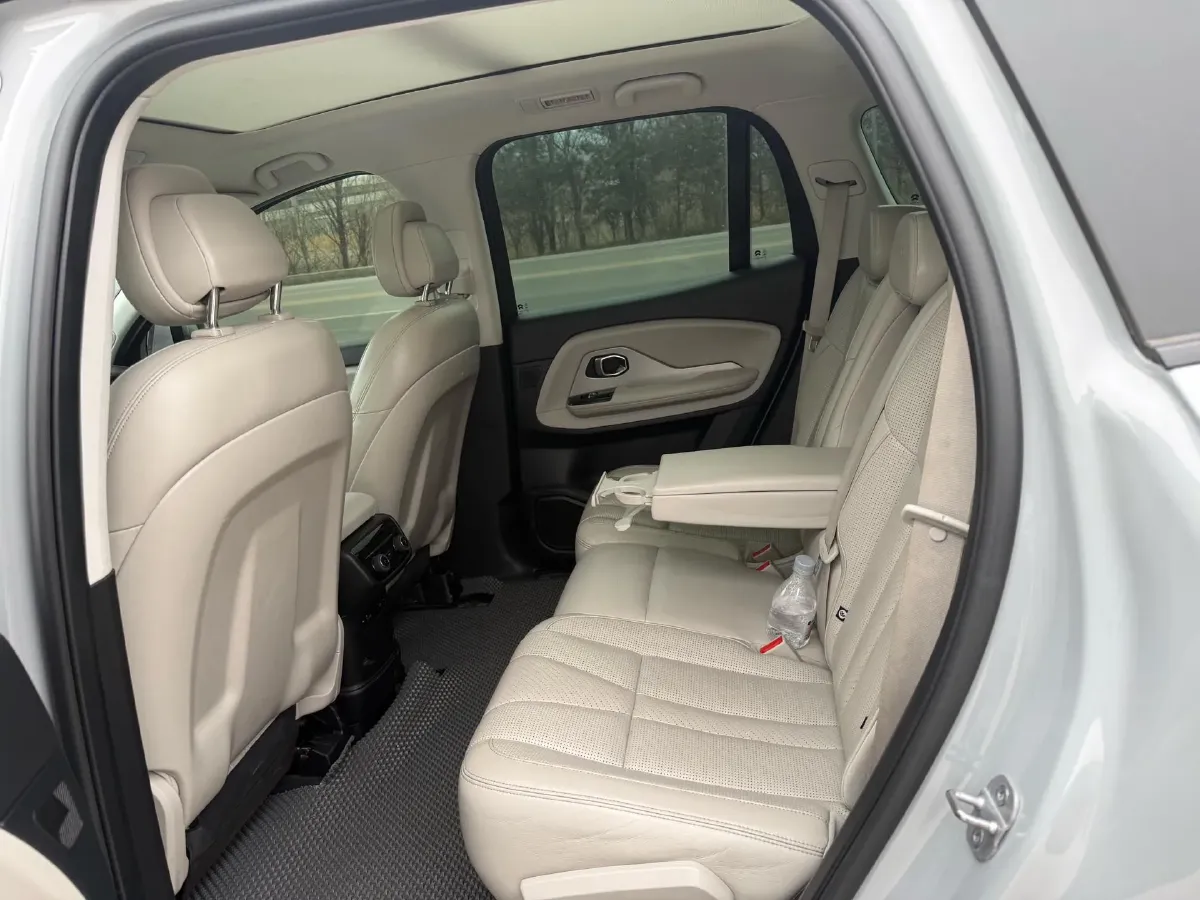 2018 NIO ES8 BEV 70KWH,autocango,china used car exporter,china ev exporter,chinese used car exporter,chinese used ev exporter