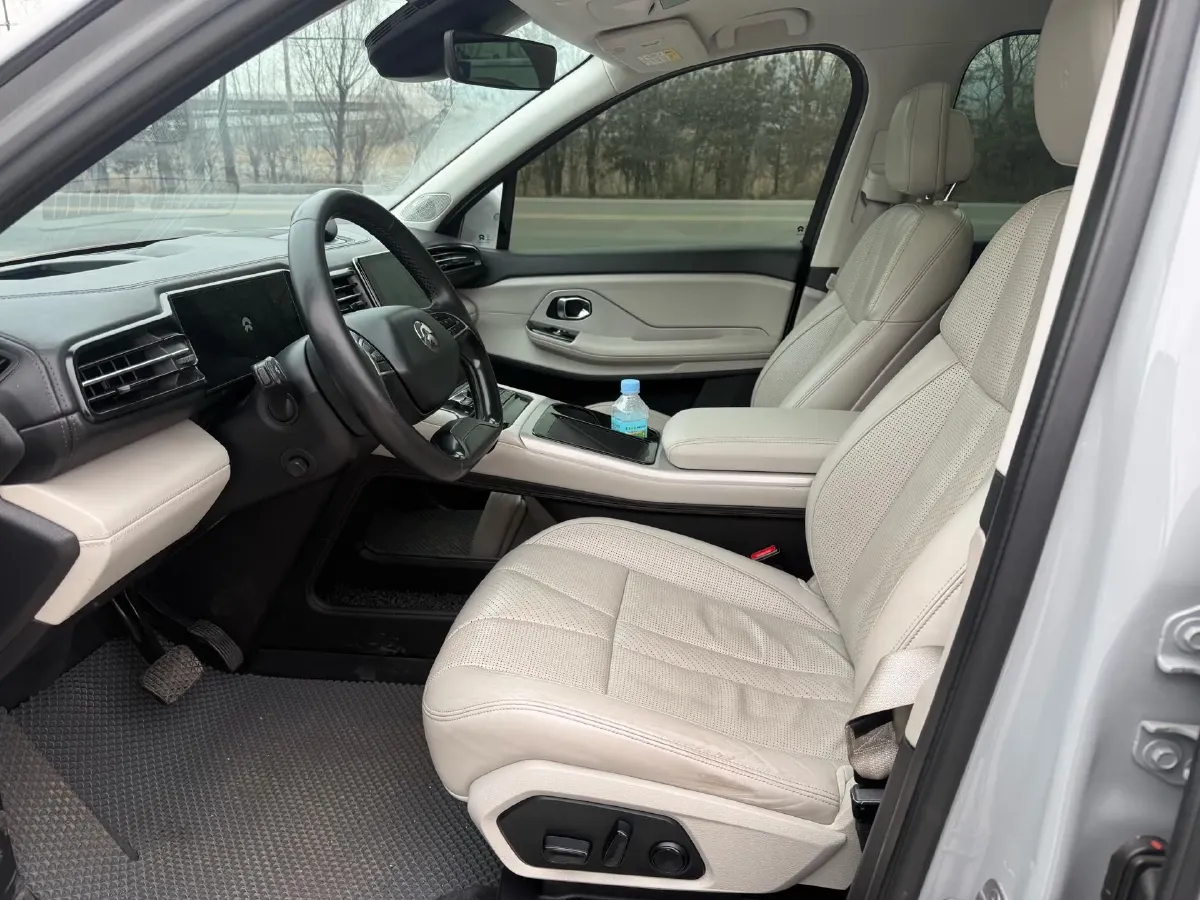 2018 NIO ES8 BEV 70KWH,autocango,china used car exporter,china ev exporter,chinese used car exporter,chinese used ev exporter