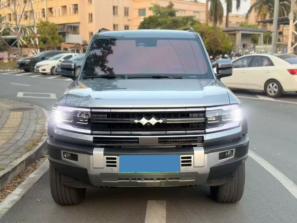 2023 FangChengBao Bao 5 1.5T 194HP L4 E-CVT PHEV 31.8KWH,autocango,china used car exporter,china ev exporter,chinese used car exporter,chinese used ev exporter