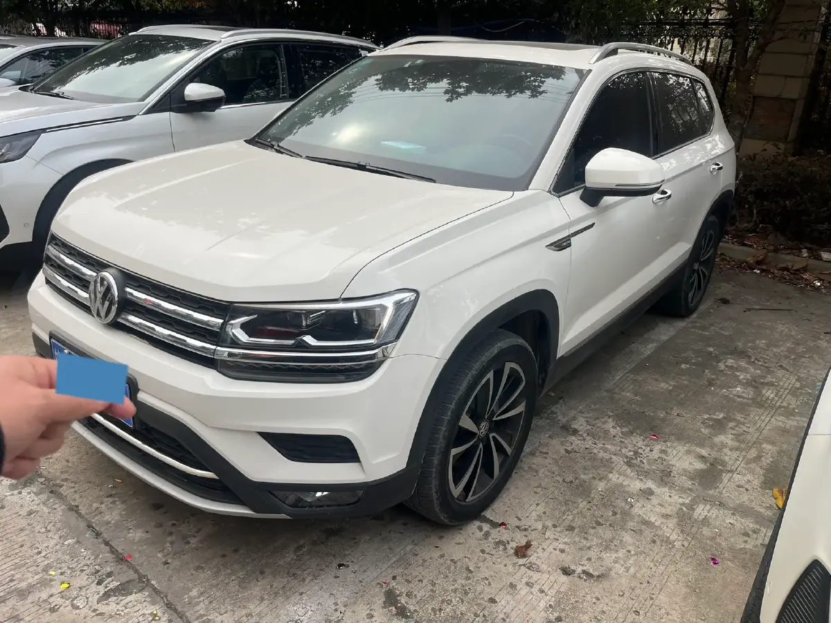 2020 Volkswagen Tharu 2.0T 186HP L4 7DCT