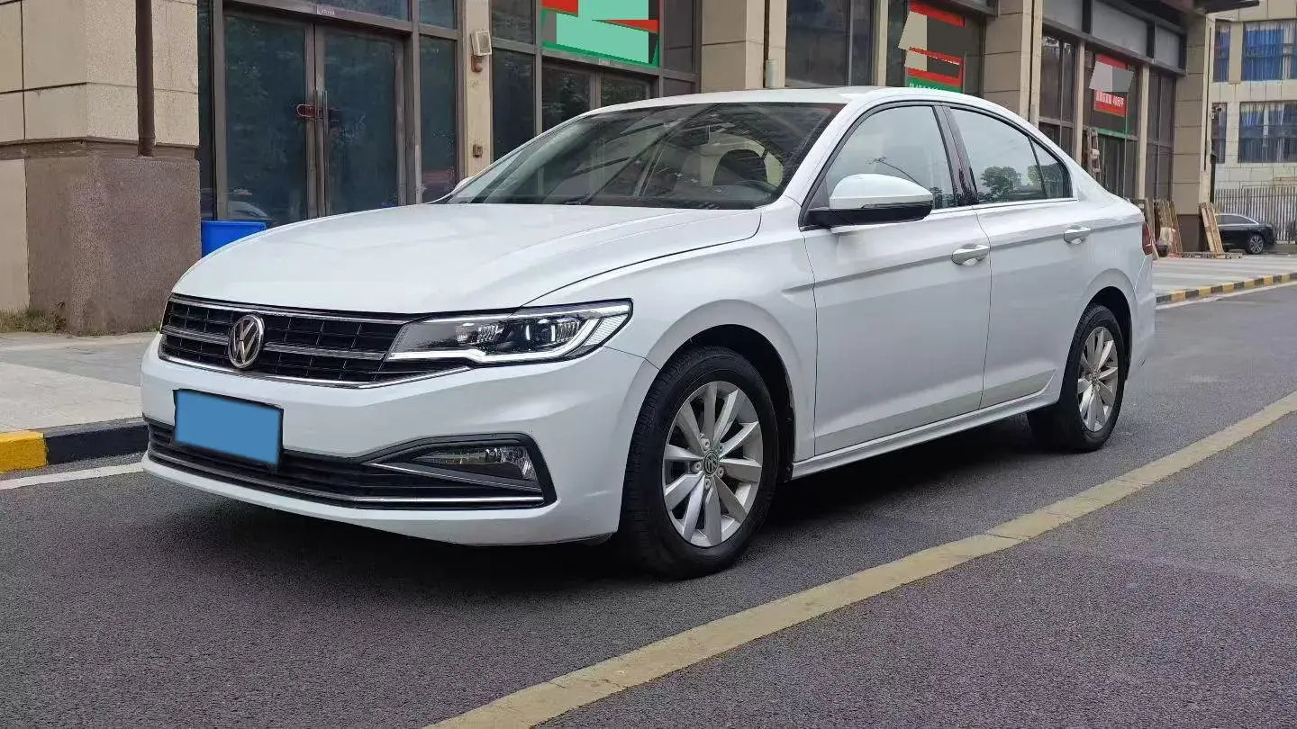 2019 MAXUS T70 2.0T 163HP L4 6AT