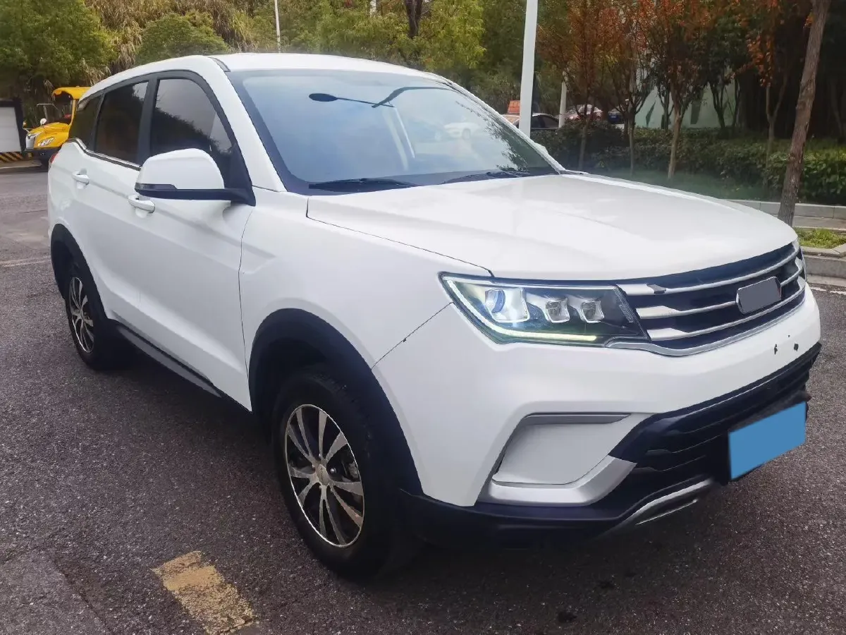 2021 Yema BoJun 1.5L 112HP L4 5MT,autocango,china used car exporter,china ev exporter,chinese used car exporter,chinese used ev exporter