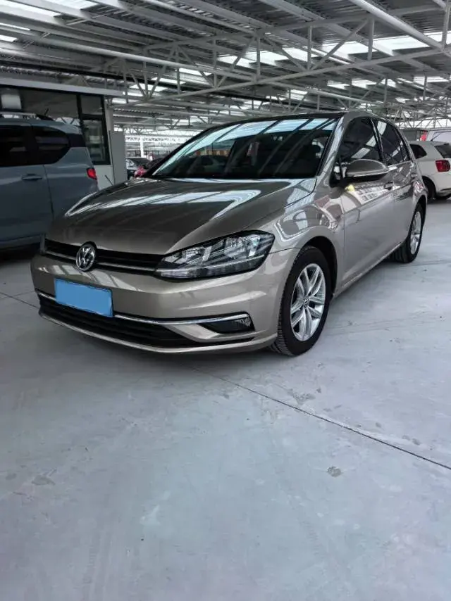 2018 Volkswagen Golf 1.6L 110HP L4 6AT