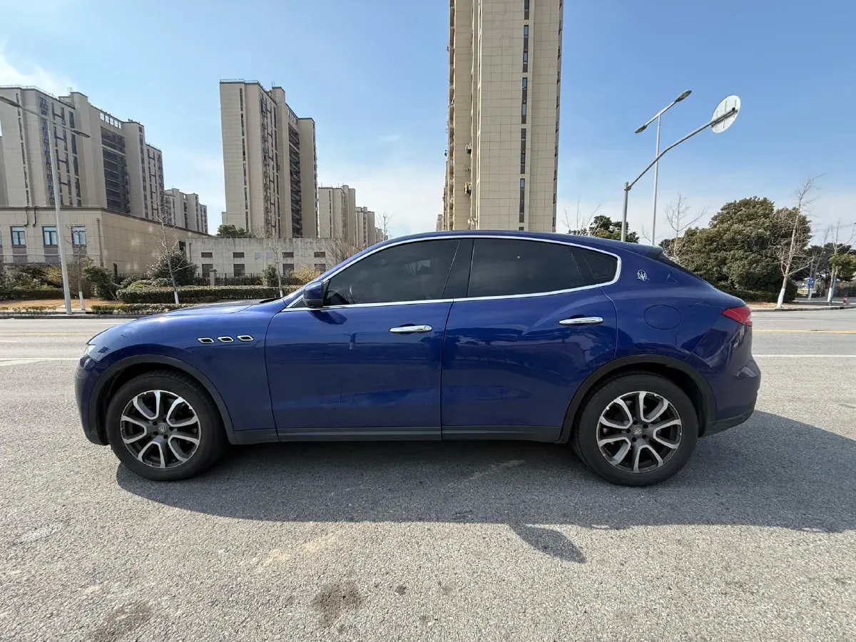 2018 Maserati Levante 3.0T 350HP V6 8AT,autocango,china used car exporter,china ev exporter,chinese used car exporter,chinese used ev exporter