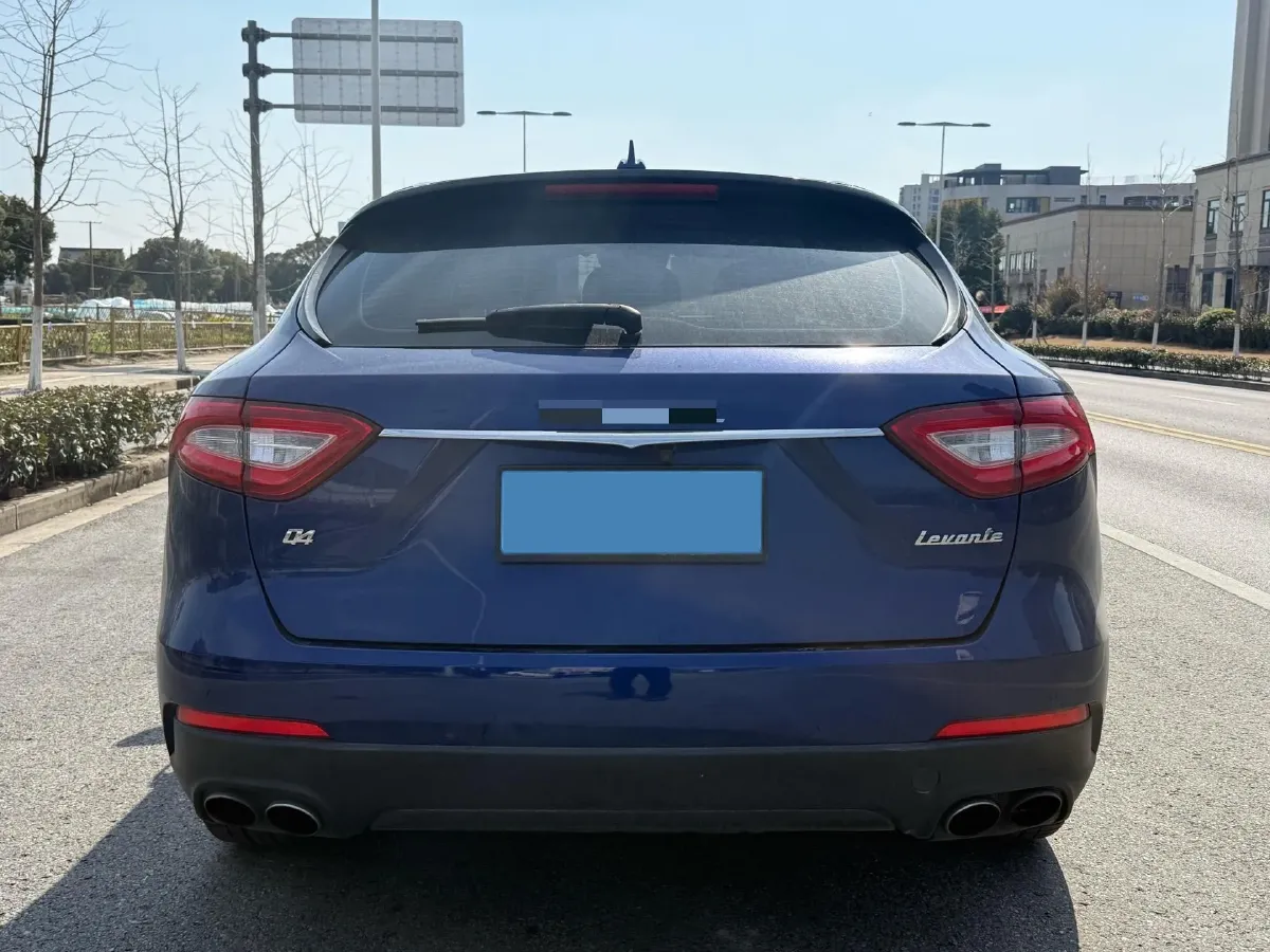 2018 Maserati Levante 3.0T 350HP V6 8AT,autocango,china used car exporter,china ev exporter,chinese used car exporter,chinese used ev exporter
