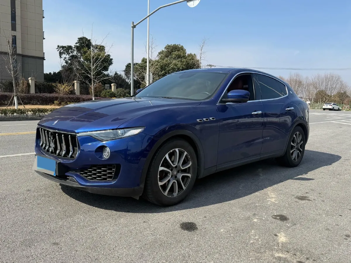 2018 Maserati Levante 3.0T 350HP V6 8AT,autocango,china used car exporter,china ev exporter,chinese used car exporter,chinese used ev exporter