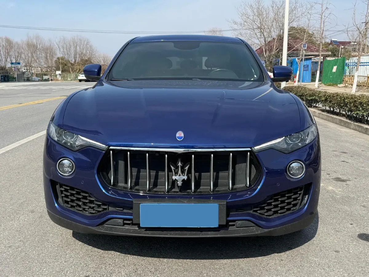 2018 Maserati Levante 3.0T 350HP V6 8AT,autocango,china used car exporter,china ev exporter,chinese used car exporter,chinese used ev exporter