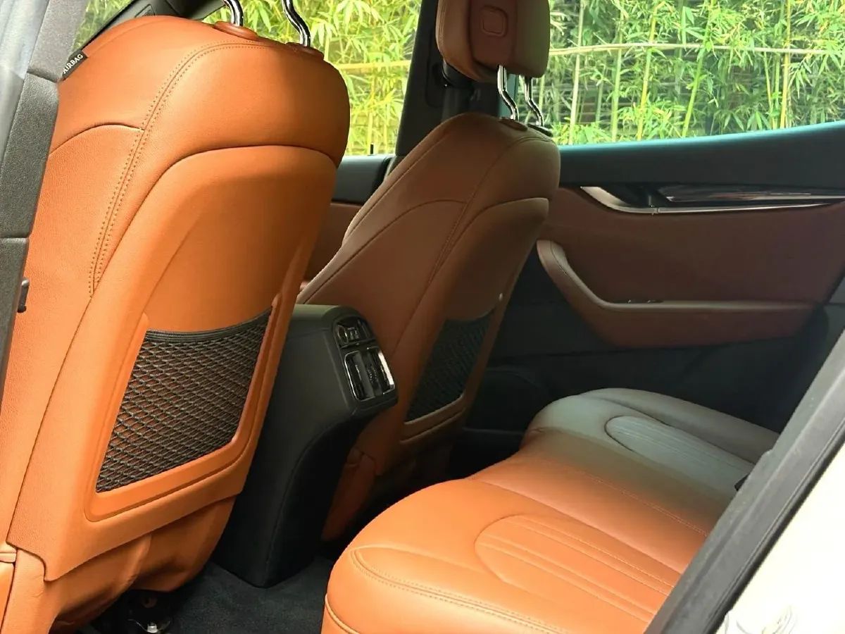 2019 Maserati Levante 3.0T 350HP V6 8AT,autocango,china used car exporter,china ev exporter,chinese used car exporter,chinese used ev exporter