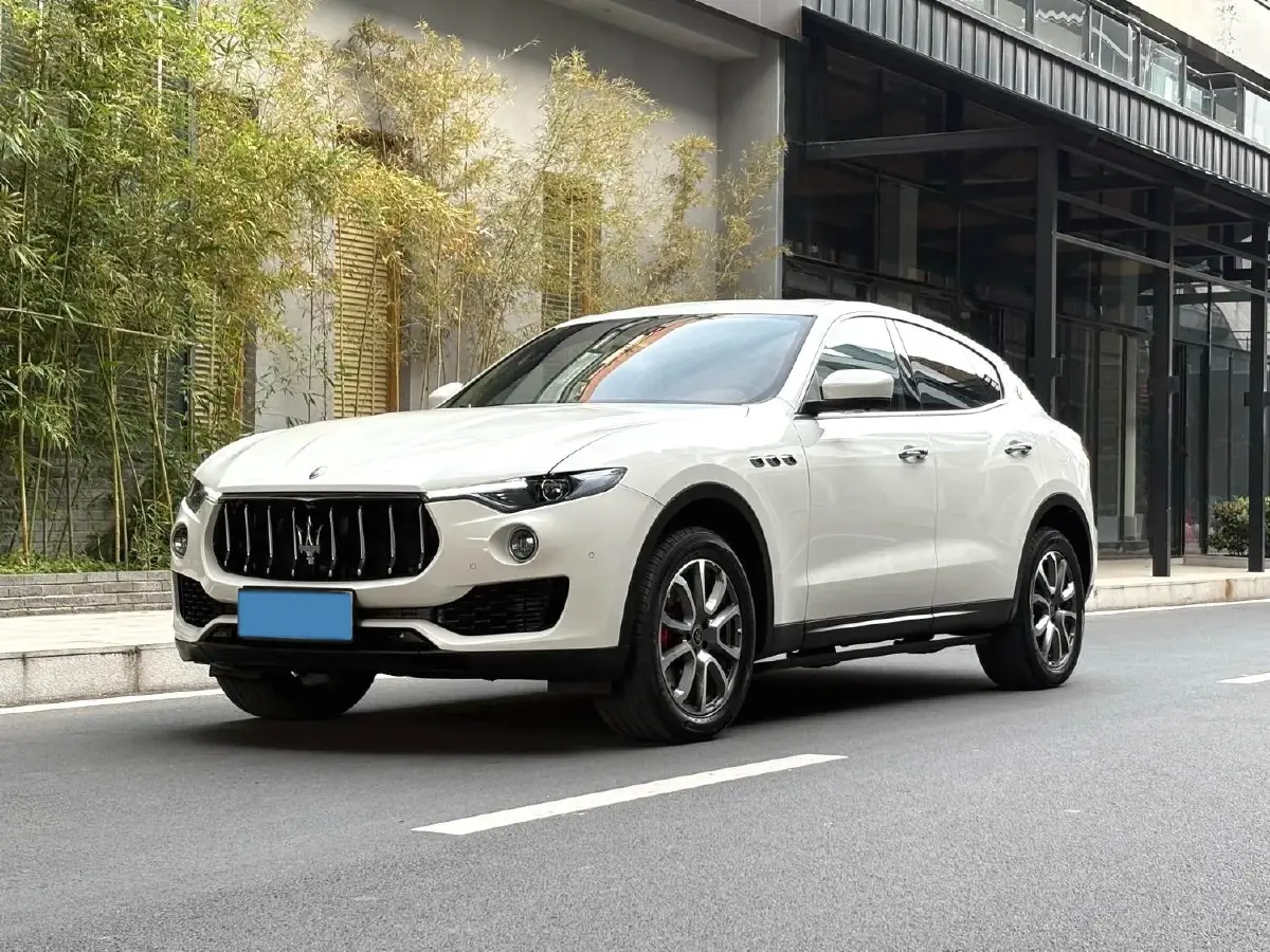 2019 Maserati Levante 3.0T 350HP V6 8AT