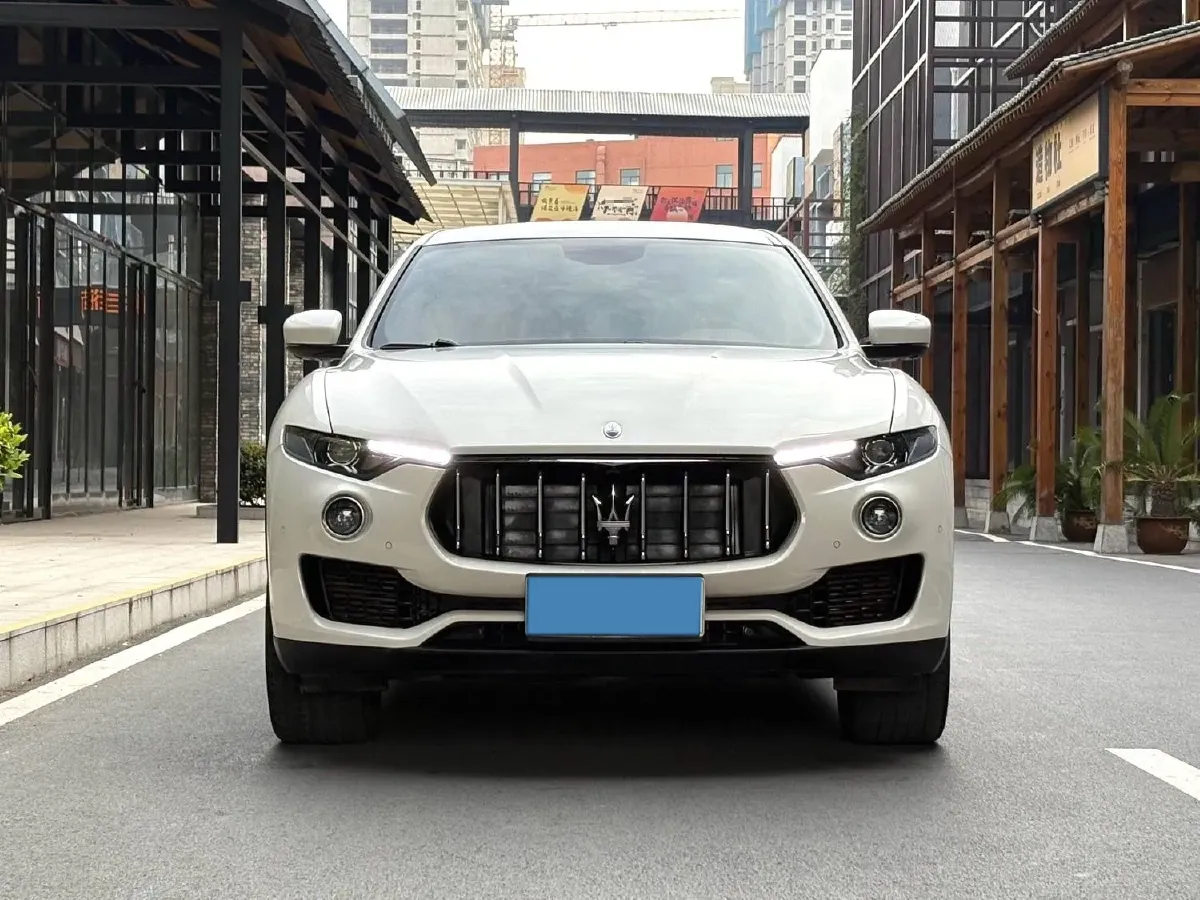 2019 Maserati Levante 3.0T 350HP V6 8AT,autocango,china used car exporter,china ev exporter,chinese used car exporter,chinese used ev exporter