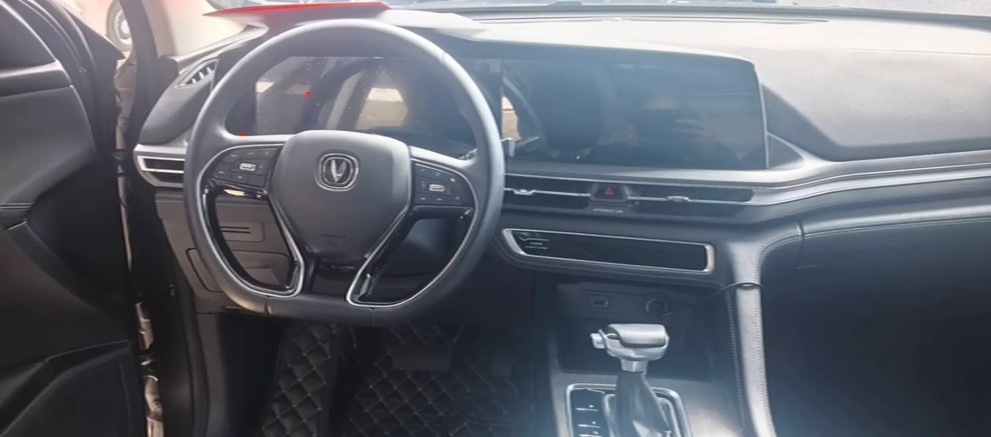 2021 ChangAn CS75 Plus 1.5T 178HP L4 6AT,autocango,china used car exporter,china ev exporter,chinese used car exporter,chinese used ev exporter