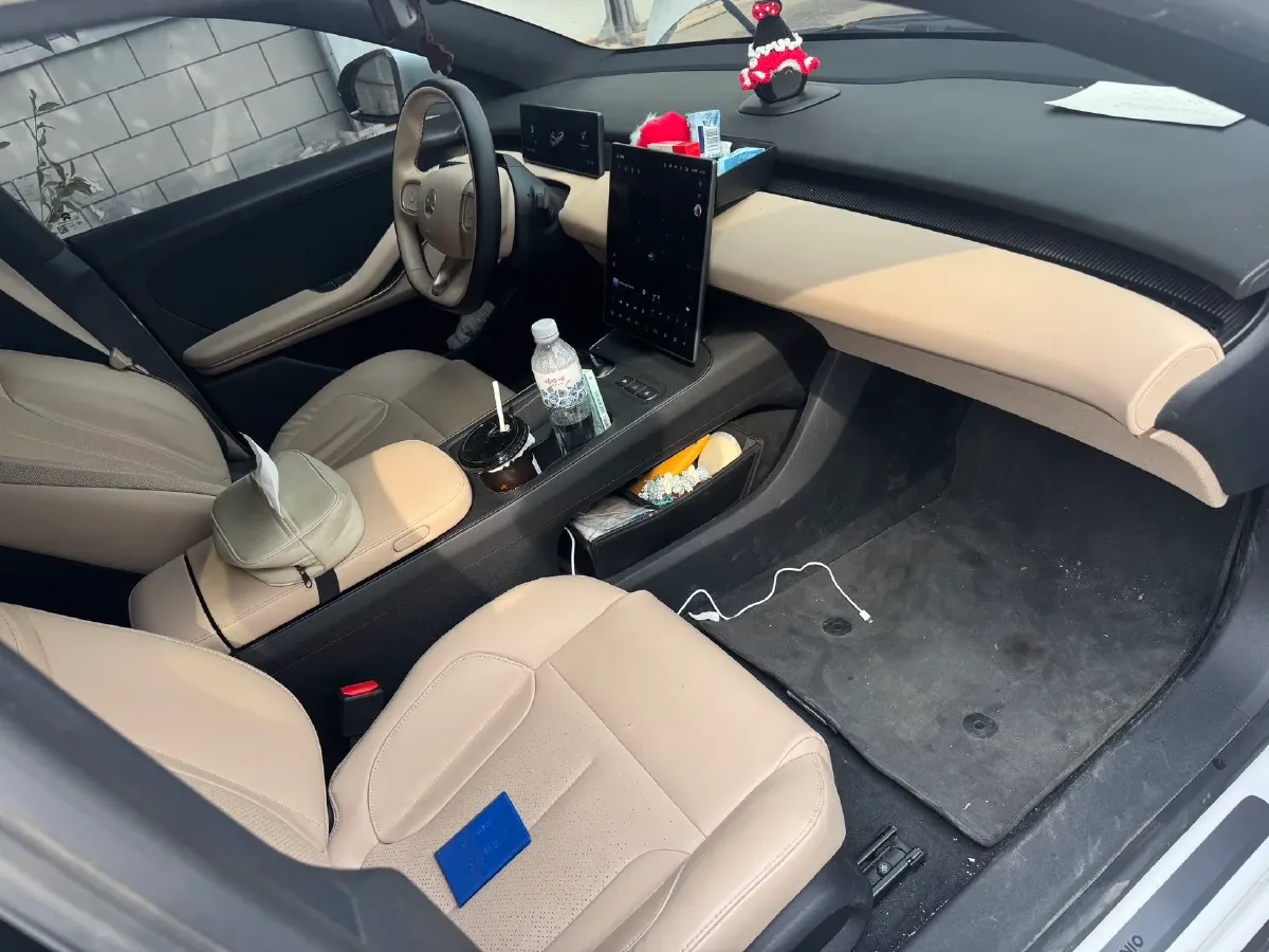 2022 JunTian HeiWuShi Youth 2.0T 203HP L4 6AT,autocango,china used car exporter,china ev exporter,chinese used car exporter,chinese used ev exporter