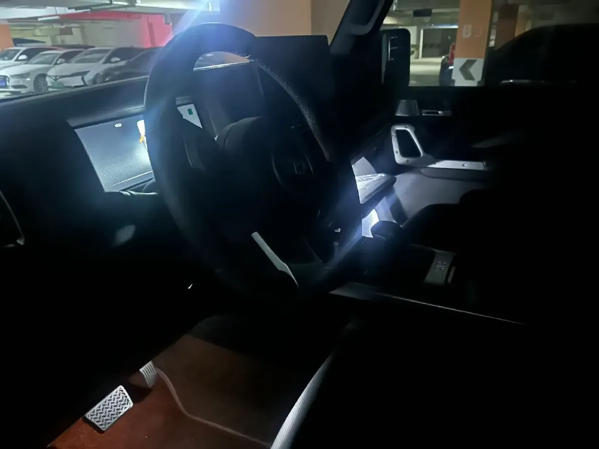 2024 212 212 T01 2.0T 252HP L4 8AT,autocango,china used car exporter,china ev exporter,chinese used car exporter,chinese used ev exporter