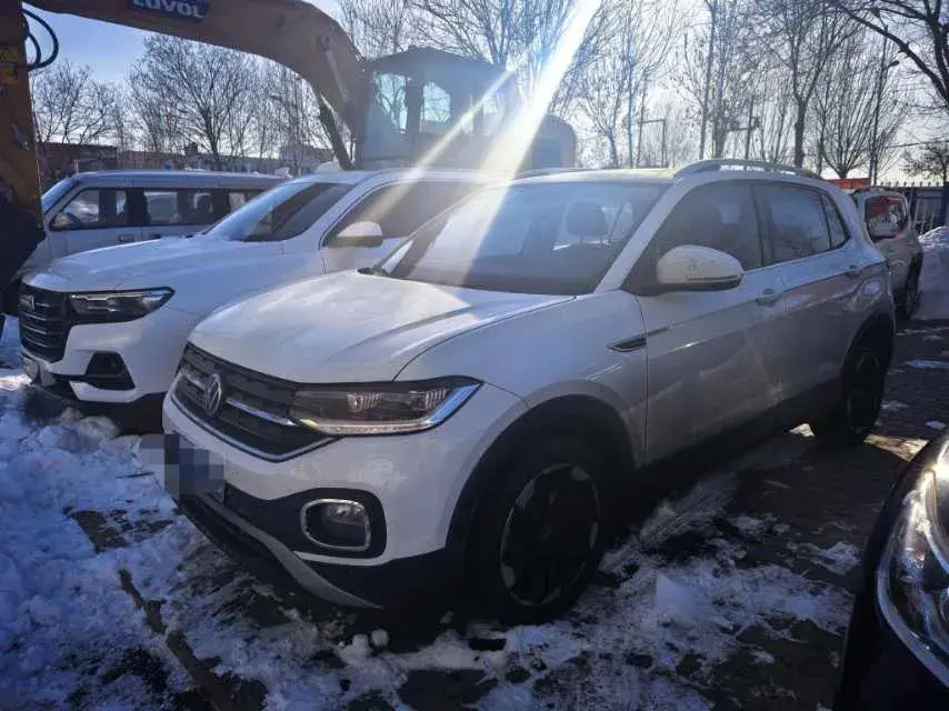 2021 Volkswagen Tacqua 1.5L 113HP L4 6AT