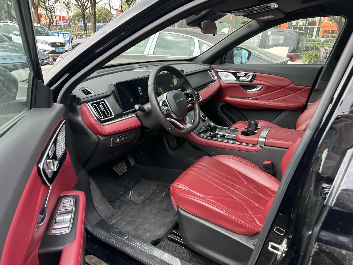 2025 Jetour X70 Plus 1.5T 184HP L4 7DCT,autocango,china used car exporter,china ev exporter,chinese used car exporter,chinese used ev exporter