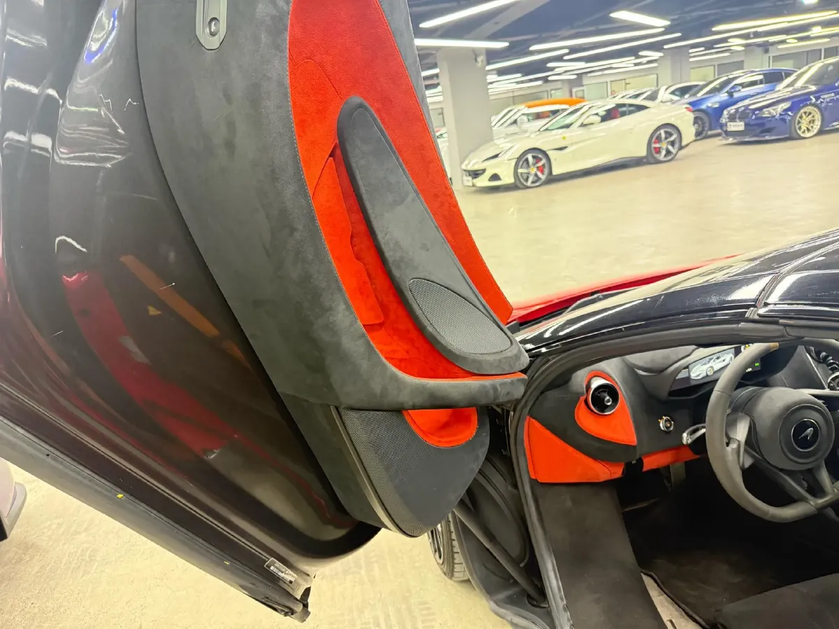 2019 McLaren 600LT 3.8T 600HP V8 7DCT,autocango,china used car exporter,china ev exporter,chinese used car exporter,chinese used ev exporter