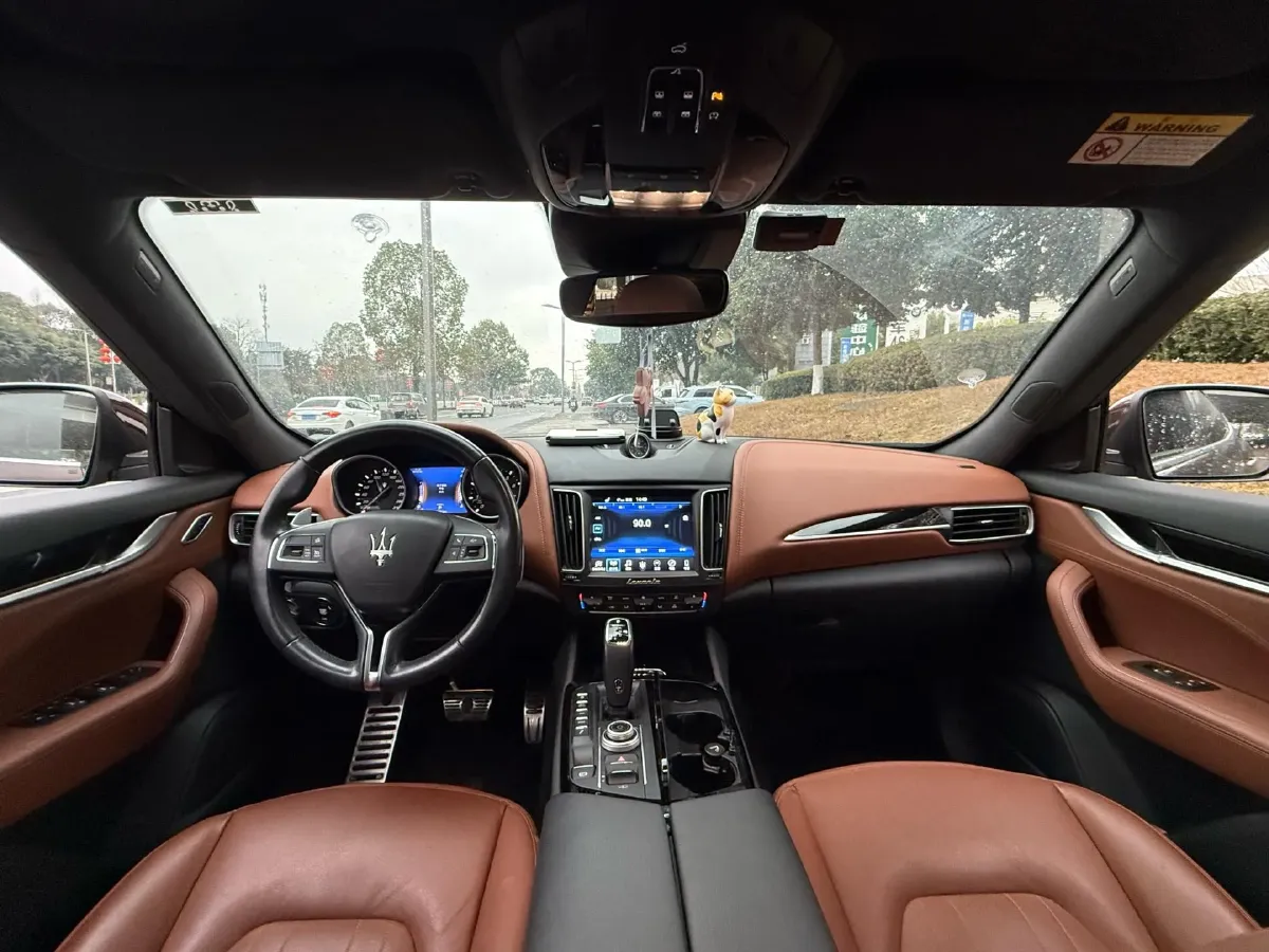 2019 Maserati Levante 3.0T 350HP V6 8AT,autocango,china used car exporter,china ev exporter,chinese used car exporter,chinese used ev exporter