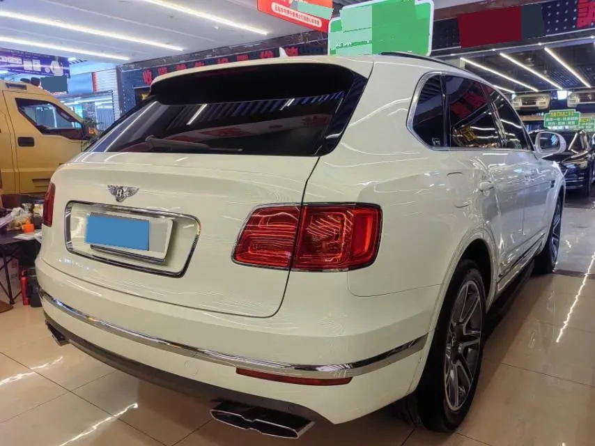 2017 Bentley Bentayga 6.0T 608HP W12 8AT,autocango,china used car exporter,china ev exporter,chinese used car exporter,chinese used ev exporter