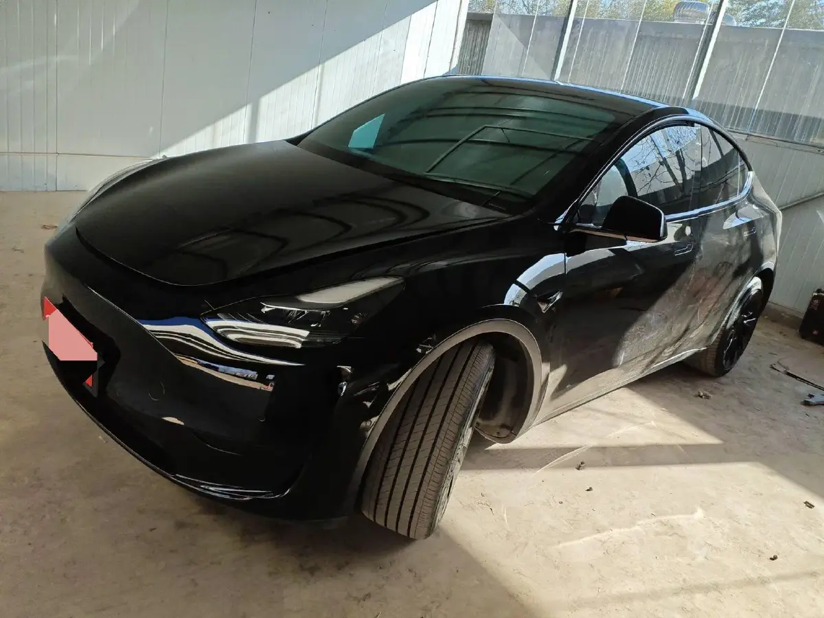 2022 Tesla Model Y BEV 60KWH