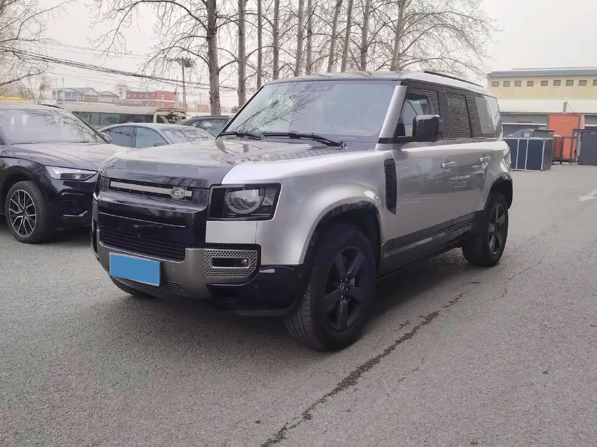 2024 Land Rover Defender 3.0T 400HP L6 8AT