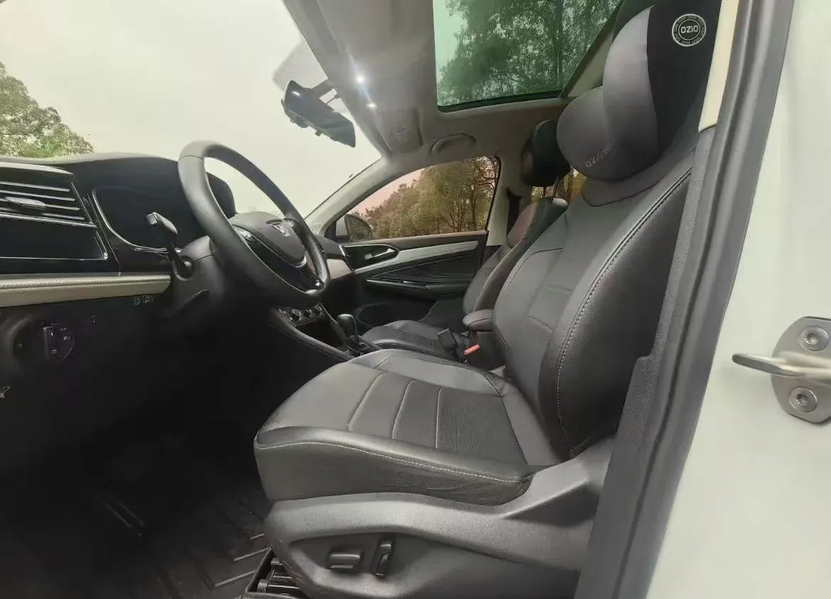 2023 Jetta VS7 1.4T 150HP L4 6AT,autocango,china used car exporter,china ev exporter,chinese used car exporter,chinese used ev exporter