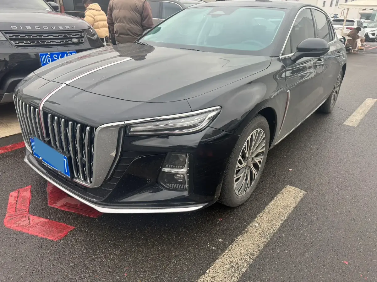 2024 HongQi H5 2.0T 224HP L4 8AT
