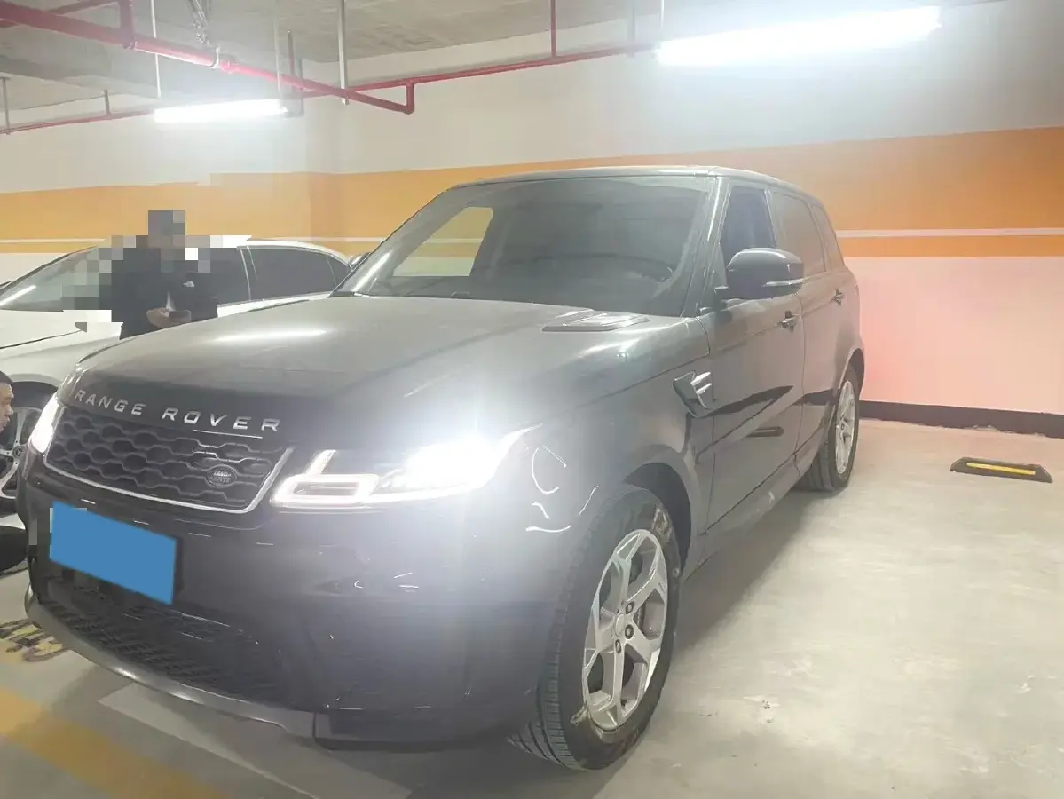 2022 Land Rover Range Rover Sport 2.0T 300HP L4 8AT PHEV 13.1KWH
