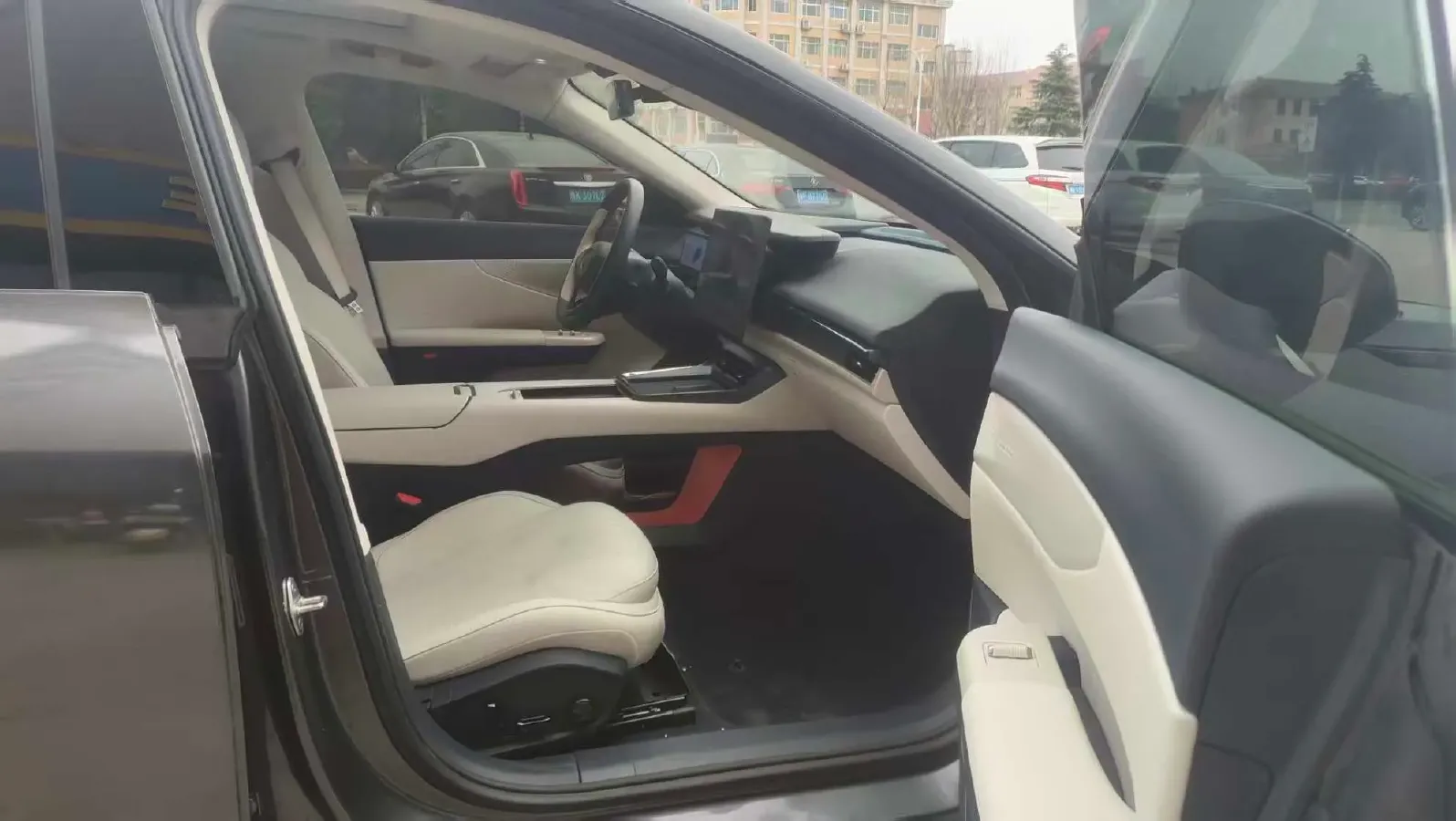 2024 LYNK&CO 07 EM-P 1.5T 163HP L4 3DHT PHEV 18.99KWH,autocango,china used car exporter,china ev exporter,chinese used car exporter,chinese used ev exporter