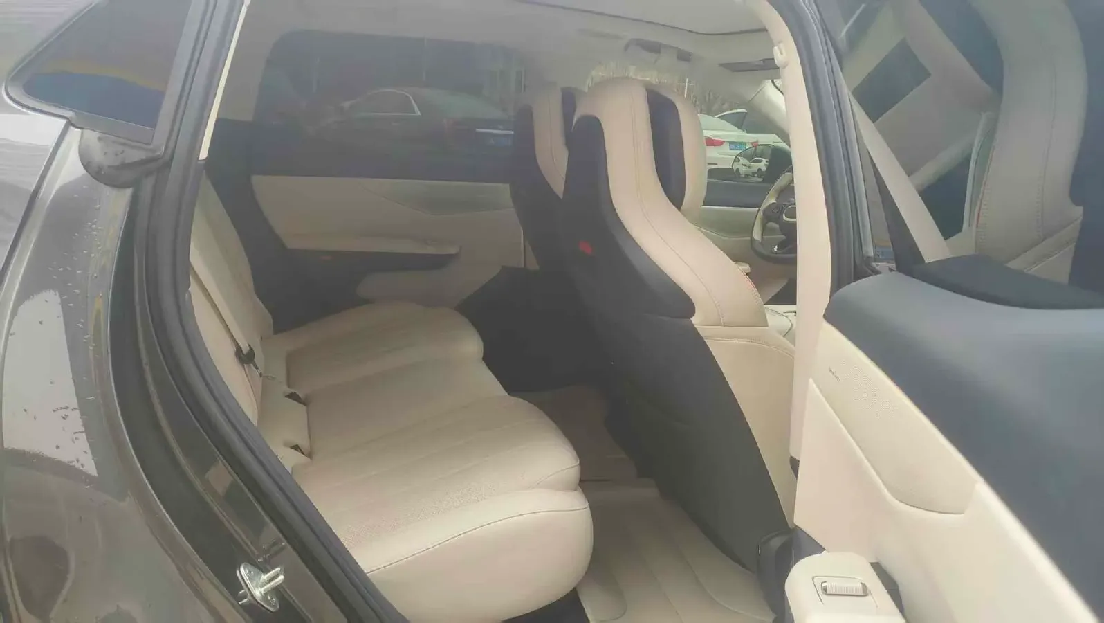 2024 LYNK&CO 07 EM-P 1.5T 163HP L4 3DHT PHEV 18.99KWH,autocango,china used car exporter,china ev exporter,chinese used car exporter,chinese used ev exporter