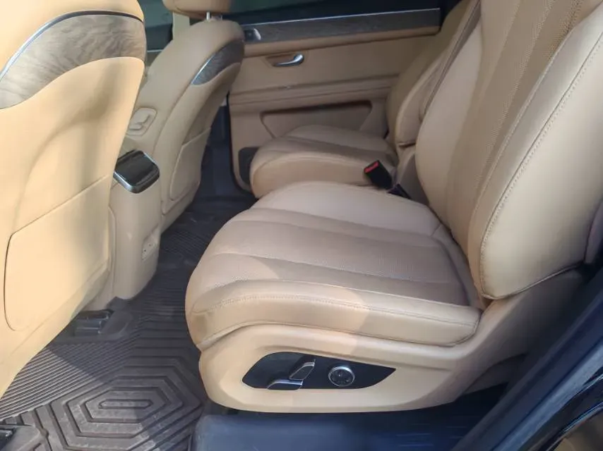 2022 Infiniti Q50L 2.0T 211HP L4 7AT,autocango,china used car exporter,china ev exporter,chinese used car exporter,chinese used ev exporter