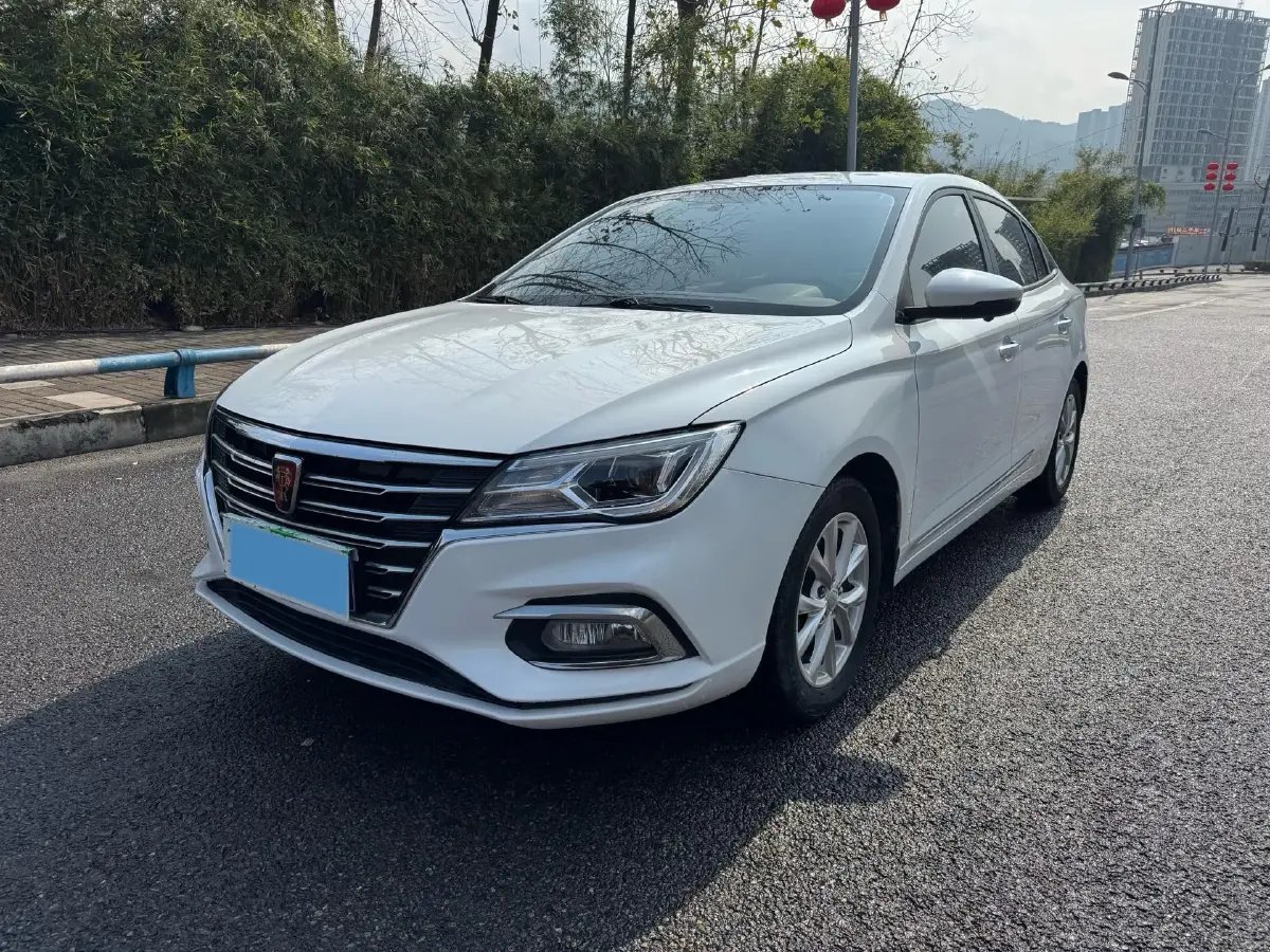 2019 Roewe i5 1.5L 120HP L4 CVT