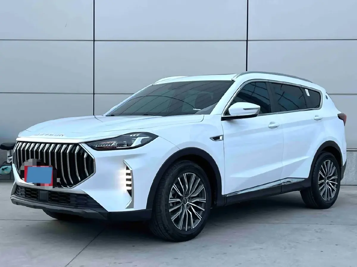 2025 Jetour X70 Plus 1.5T 156HP L4 6DCT