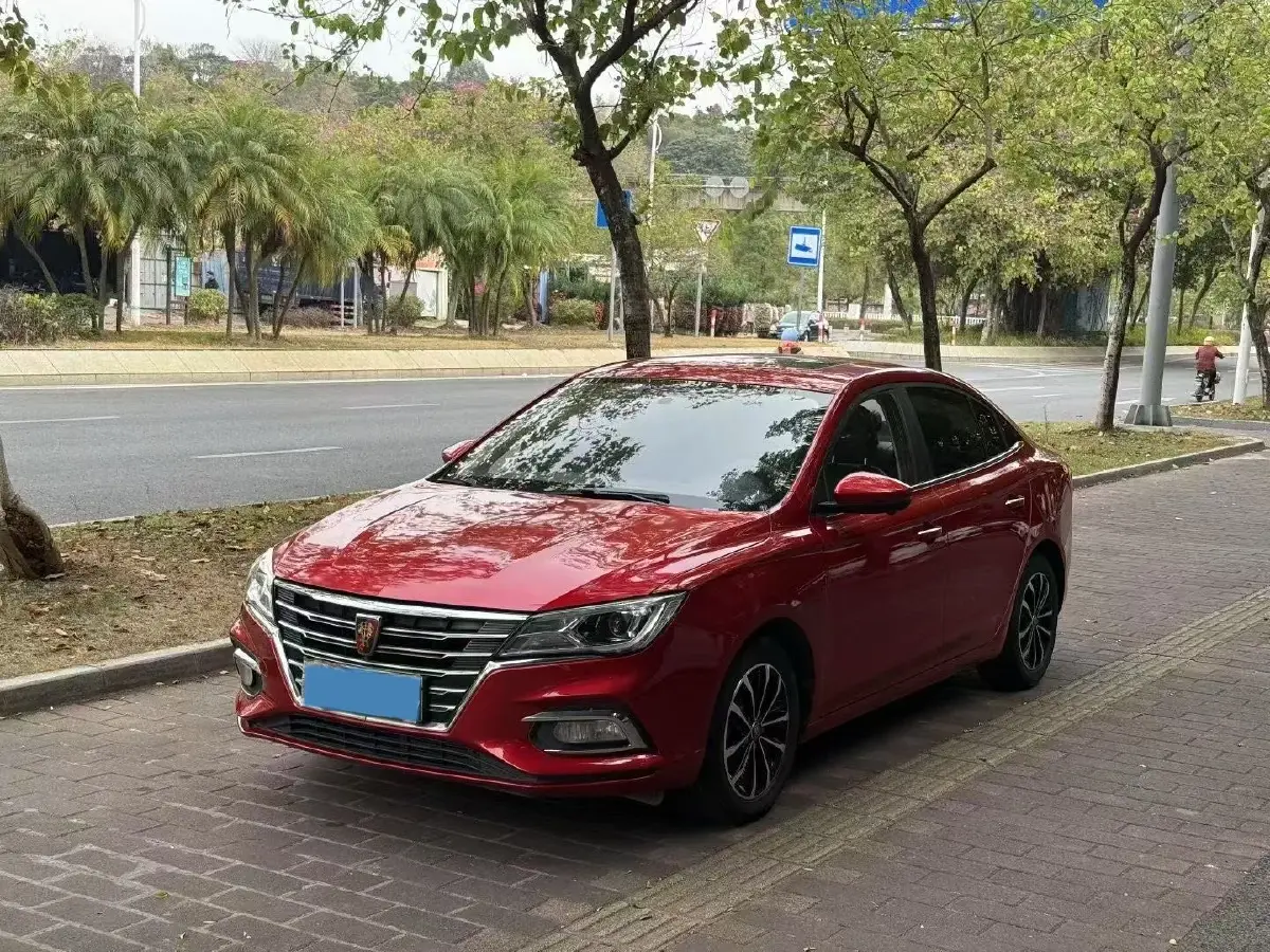 2019 Roewe i5 1.5L 120HP L4 CVT