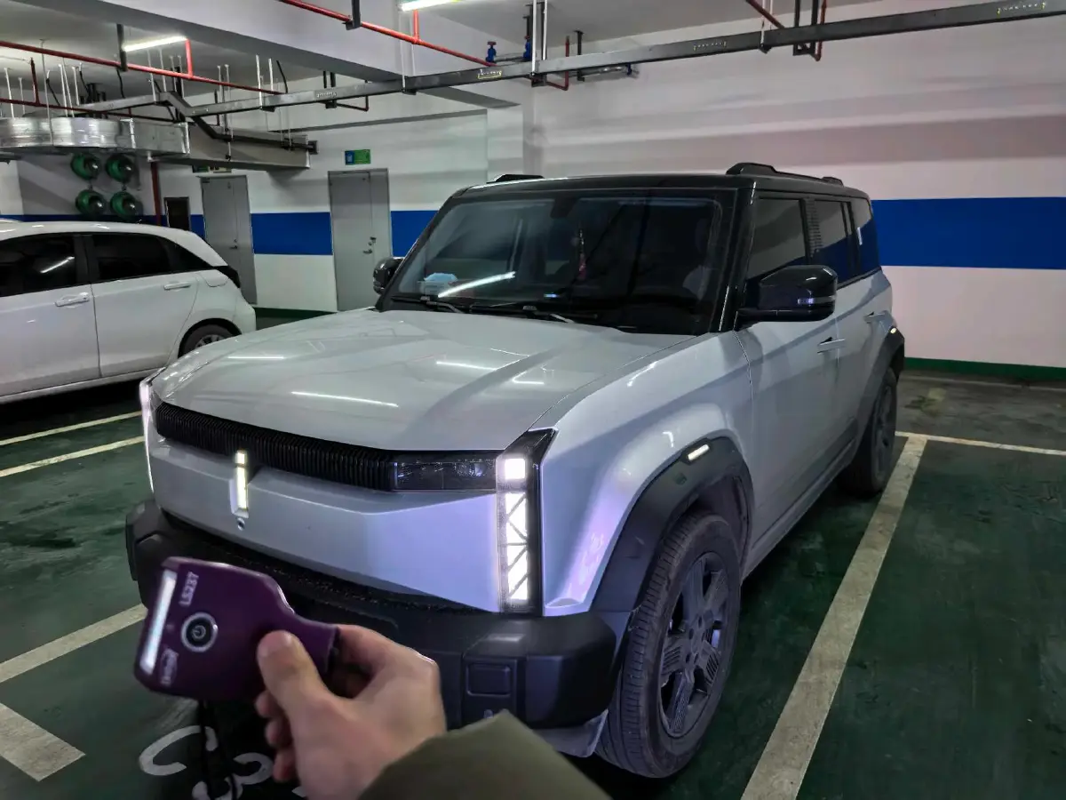 2024 iCAR iCAR 03 BEV 65.69KWH