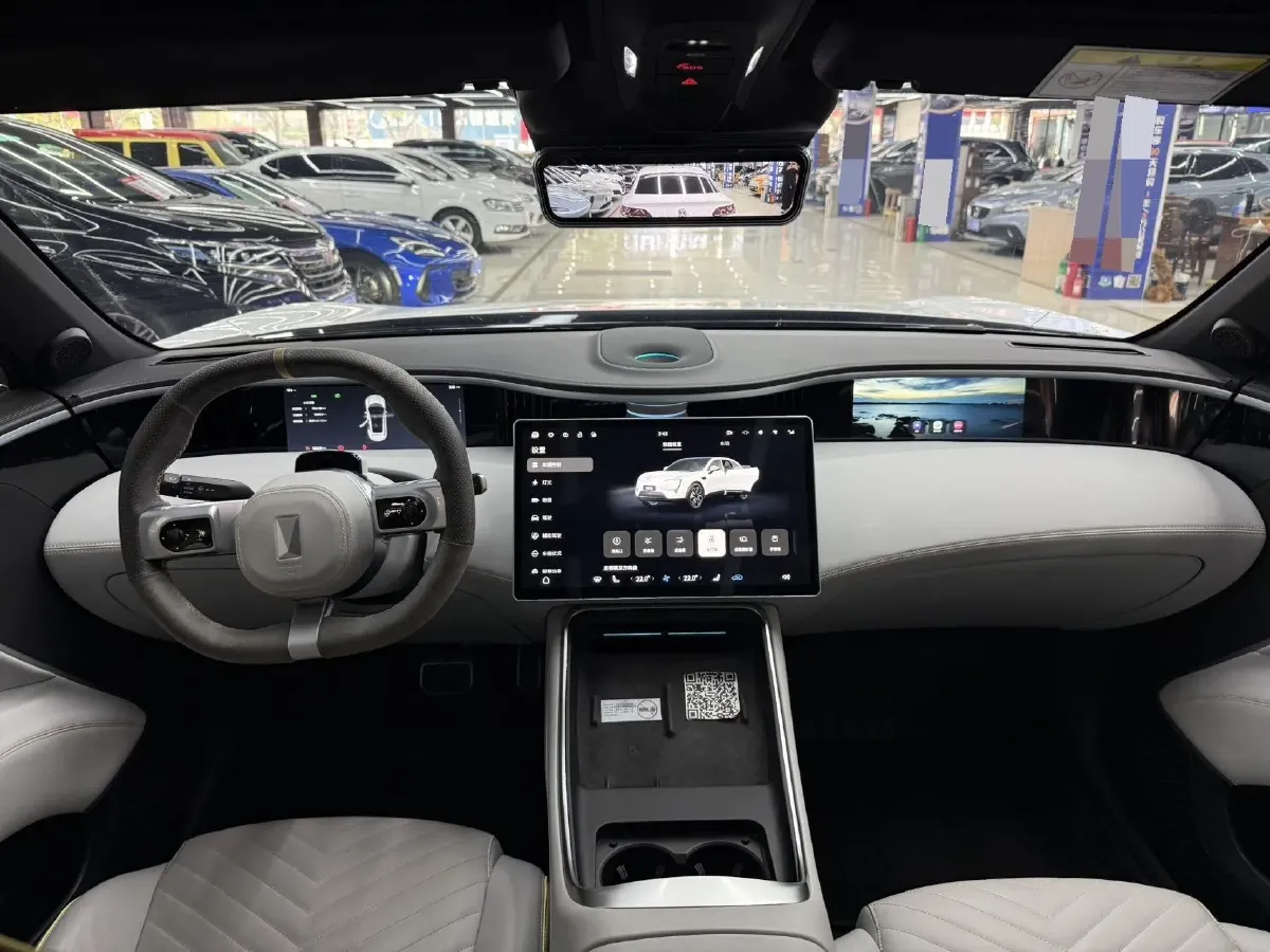 2022 Avatr 11 BEV 90.38KWH,autocango,china used car exporter,china ev exporter,chinese used car exporter,chinese used ev exporter