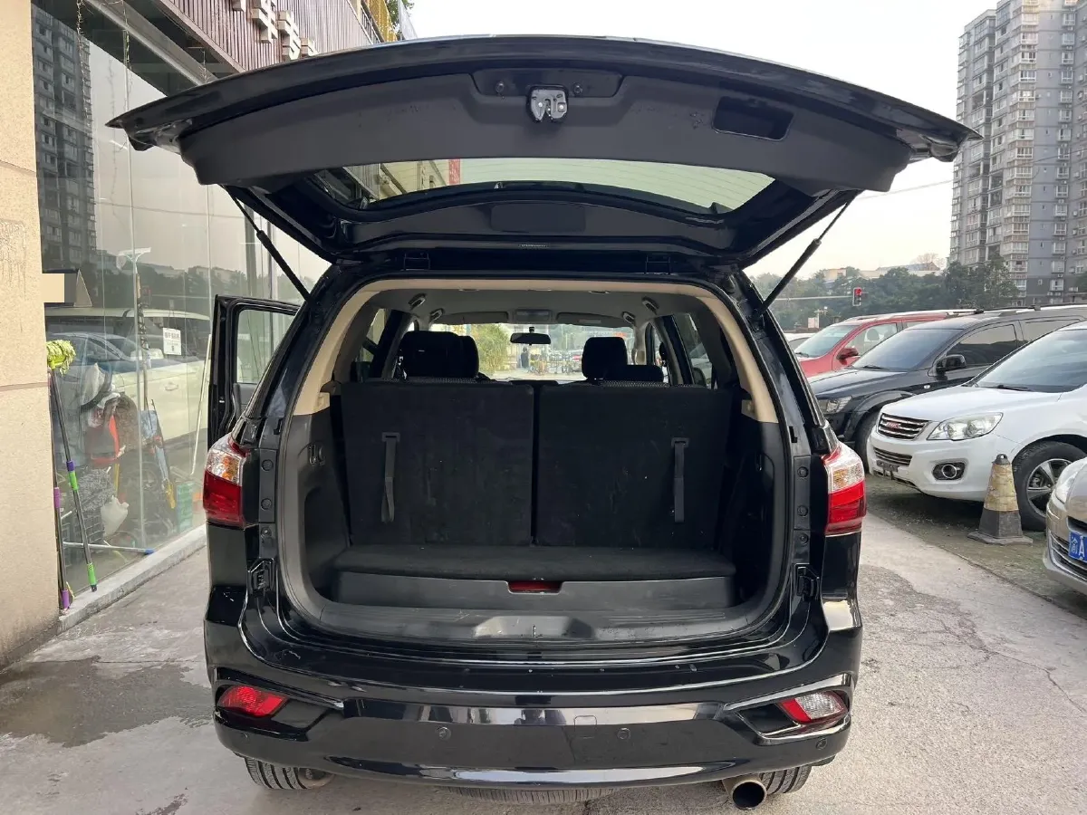 2020 Isuzu Mu-X 1.9T 166HP L4 6AT,autocango,china used car exporter,china ev exporter,chinese used car exporter,chinese used ev exporter