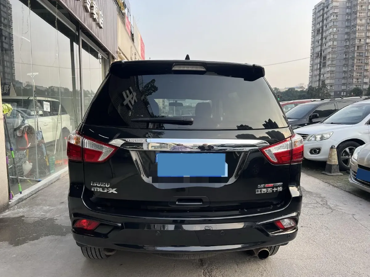 2020 Isuzu Mu-X 1.9T 166HP L4 6AT,autocango,china used car exporter,china ev exporter,chinese used car exporter,chinese used ev exporter