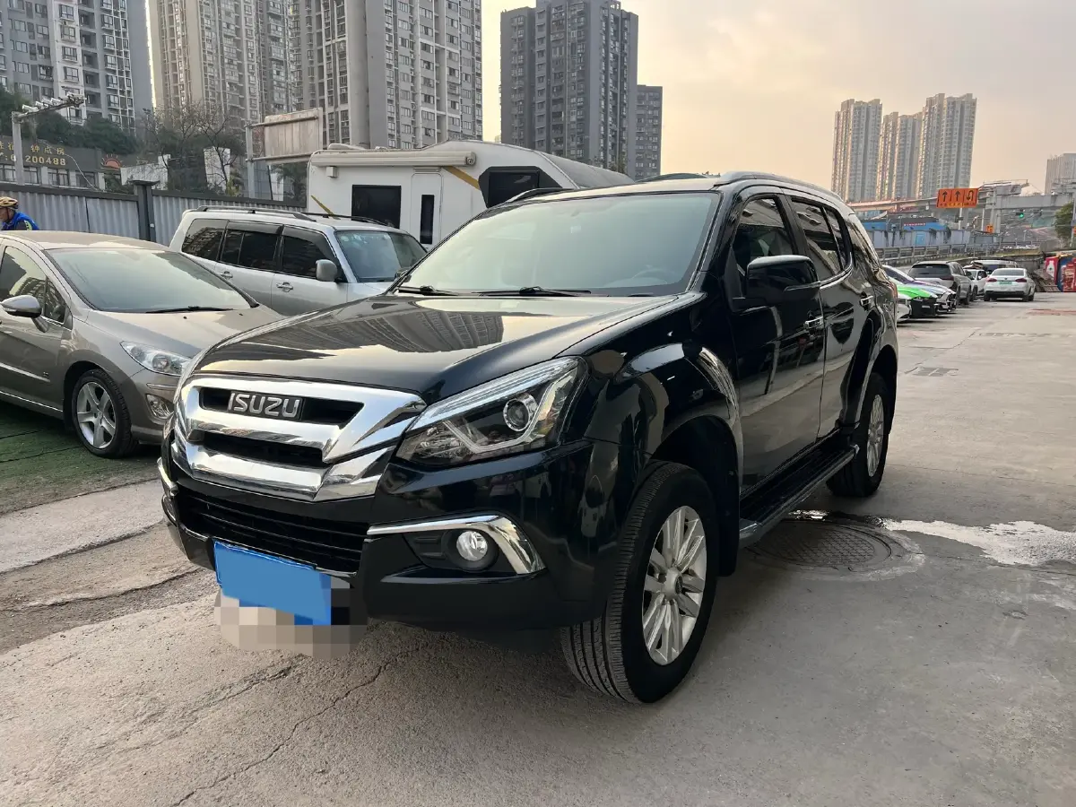 2020 Isuzu Mu-X 1.9T 166HP L4 6AT
